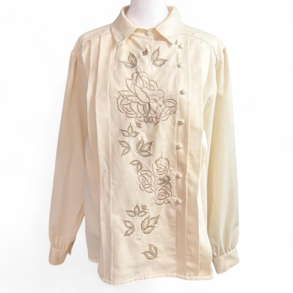 Vintage Shapely Cream Floral Embroidered Blouse Size 16 Button Front
